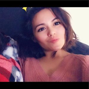 Meet your Posher, Devina